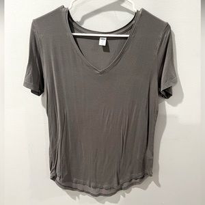 Old Navy V Neck Shirt